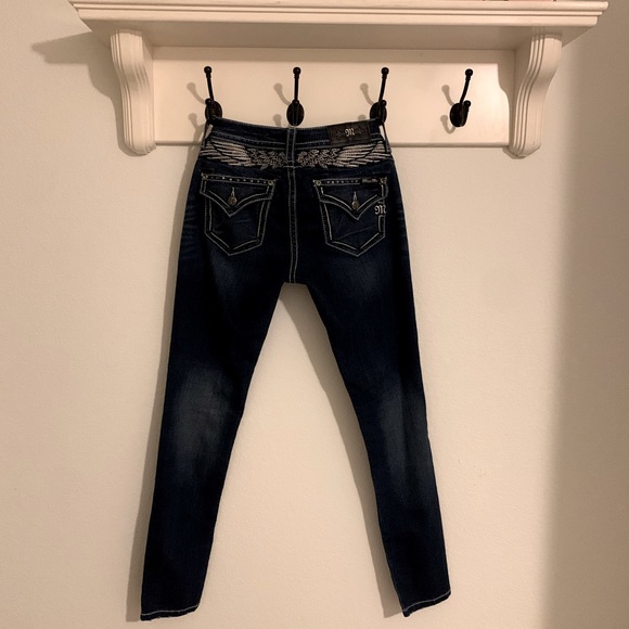 Miss Me Jeans - Picture 2 of 8